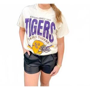 NEW LIVYLU geaux retro tee in beige